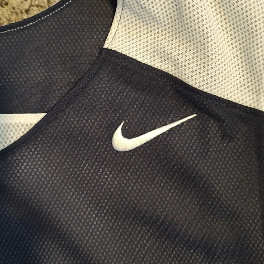 NWT Nike Reversible Boys Mesh Tank